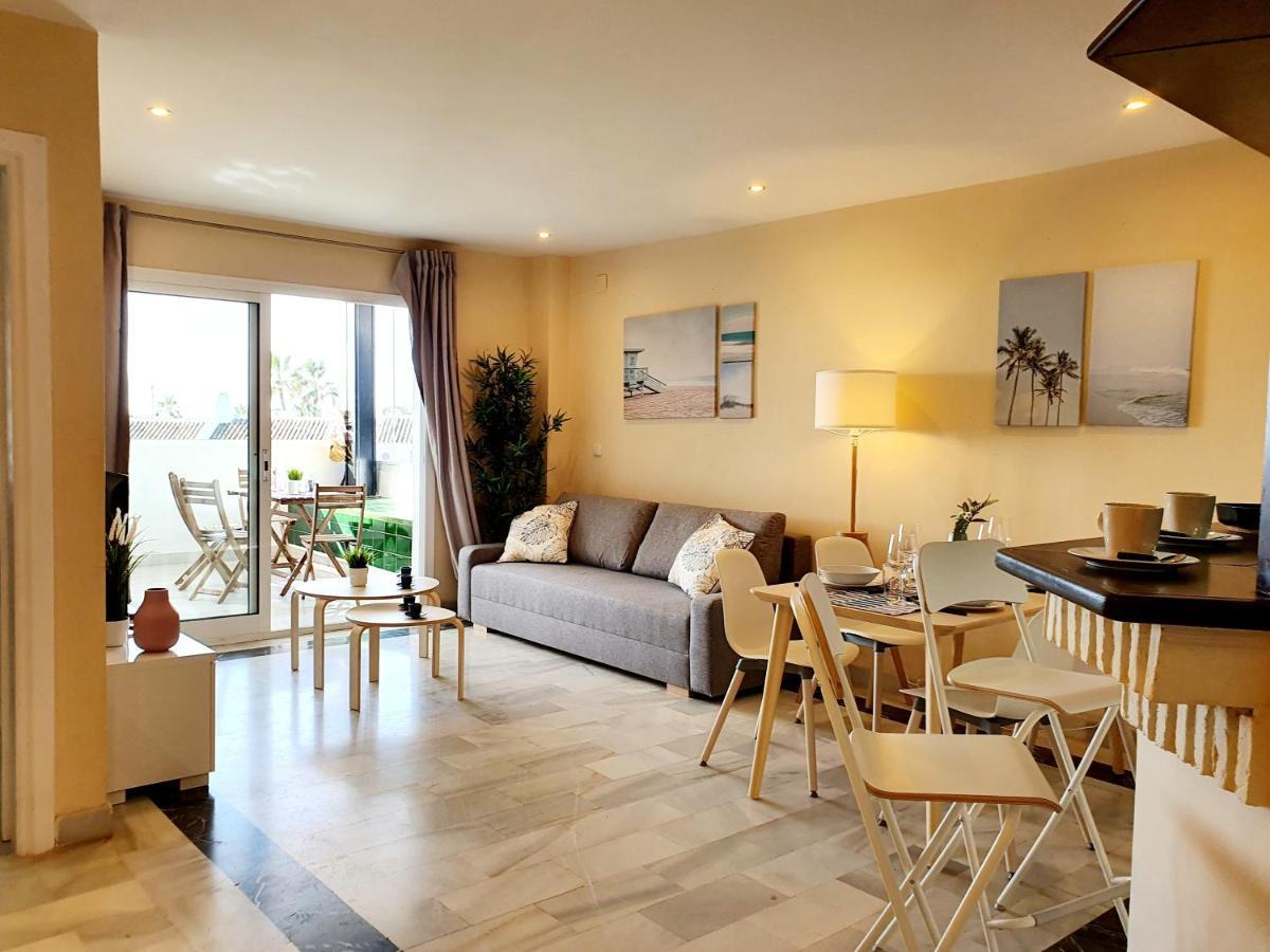 Cozy Apartment On The Beach Sitio de Calahonda Dış mekan fotoğraf