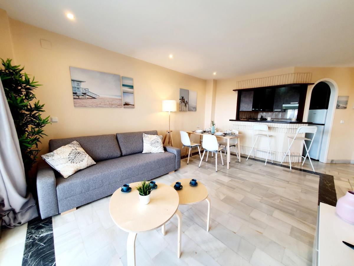 Cozy Apartment On The Beach Sitio de Calahonda Dış mekan fotoğraf